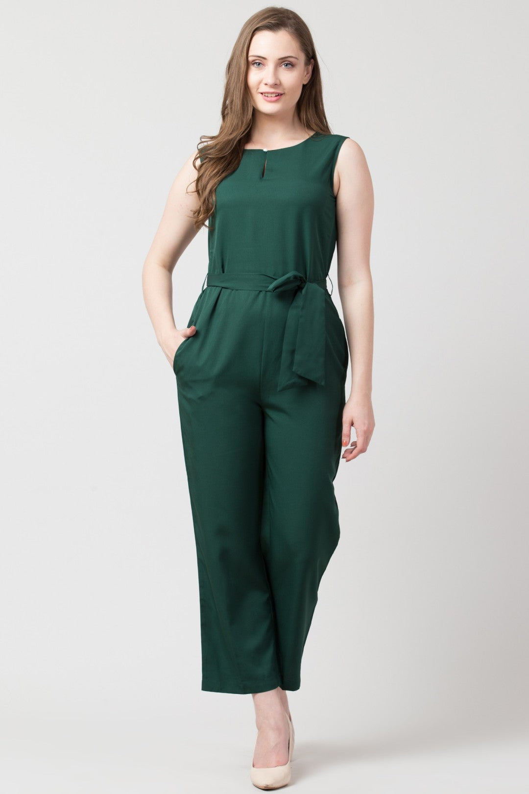 Amazing Round Neck Sleeveless Solid Pleated Regular Jumpsuits For Women & Girls⭐